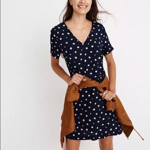Madewell Button-Back Easy Dress in Daisy Dots M